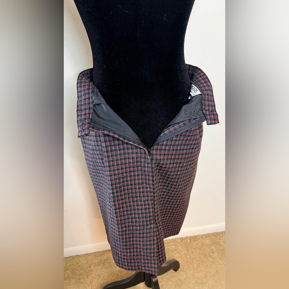 Vintage Briggs wool blend preppy classic gray red plaid high waist skirt 6P EUC - Picture 6 of 10